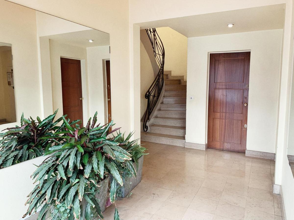 T2 Moderne Au Coeur Poitiers Apartment ภายนอก รูปภาพ